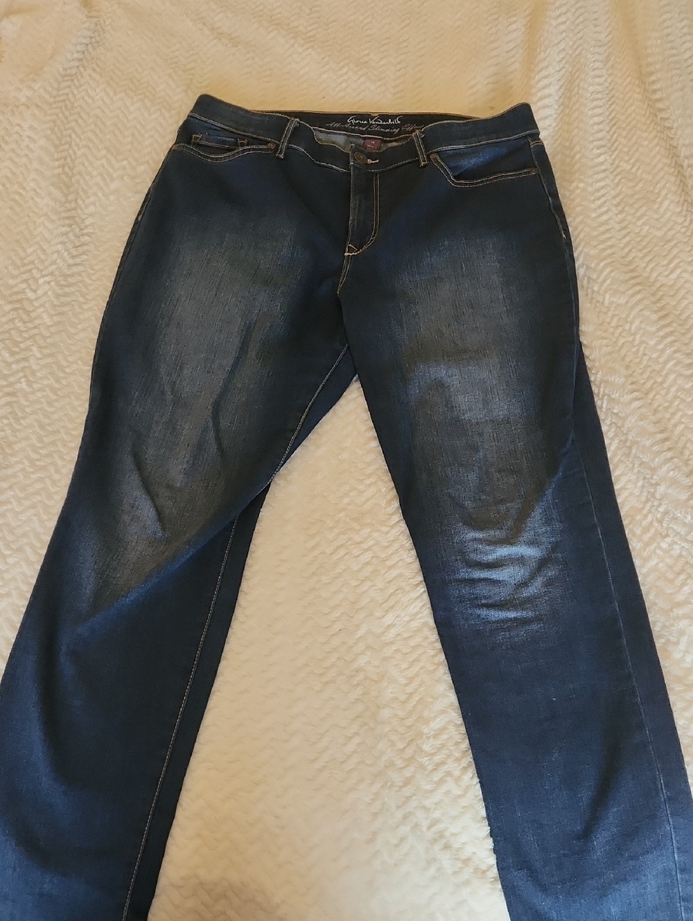 Gloria Vanderbilt Dark Blue Skinny Jeans